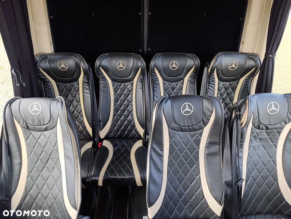 Mercedes-Benz Sprinter 519 - 24