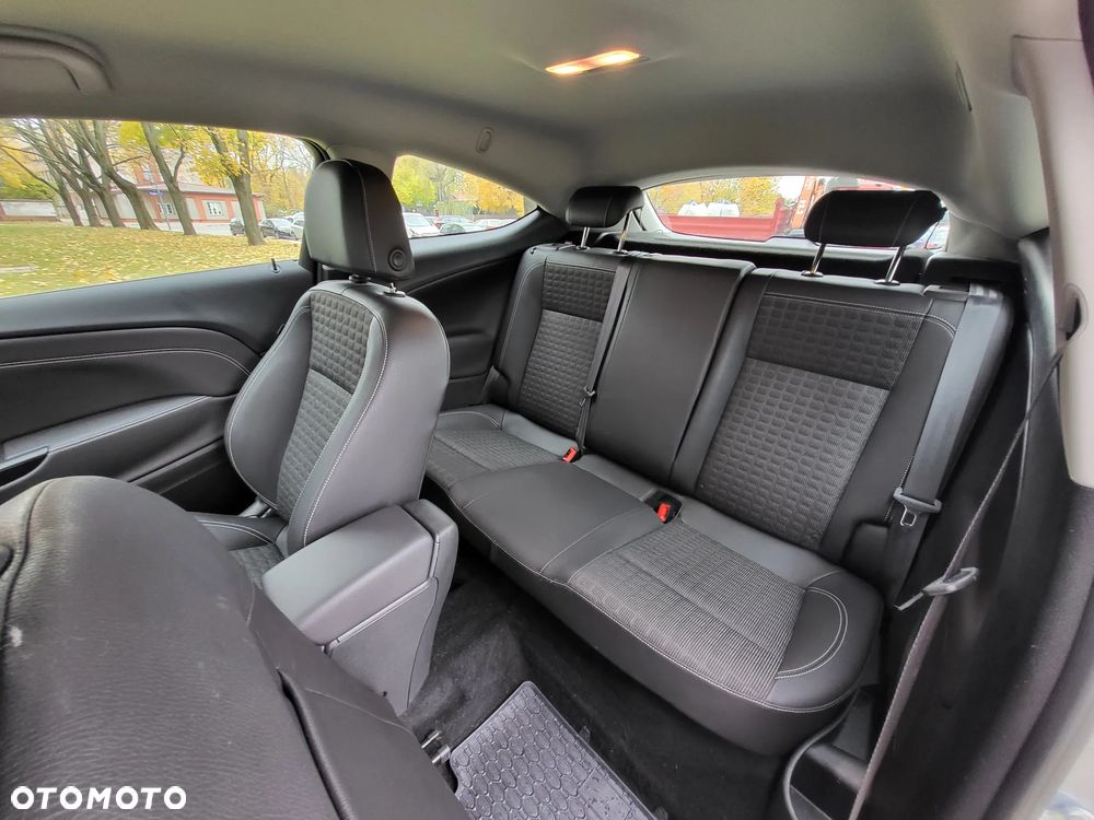 Opel Astra IV GTC 1.6 T SIDI Sport S&S EU6 - 22