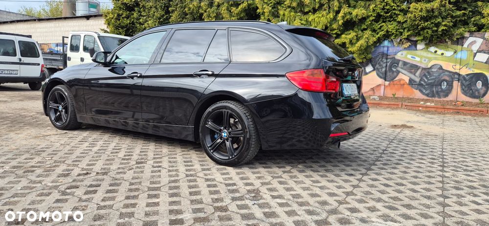 BMW Seria 3 318d Sport Line - 4