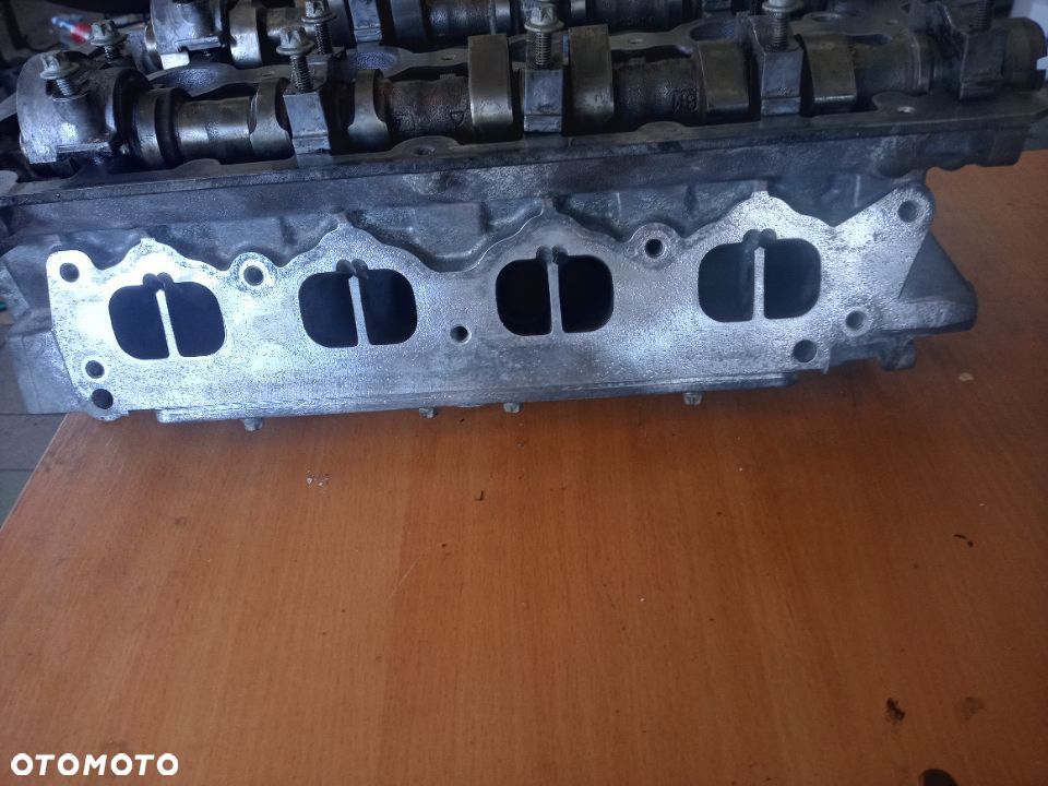 głowica astra zafira b 1.6 16v z16xe1 55559597 - 5