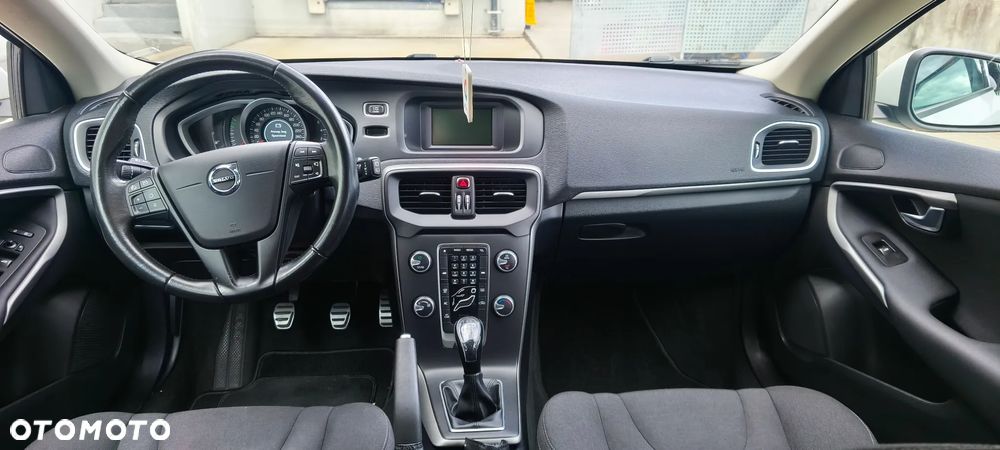 Volvo V40 D3 - 20