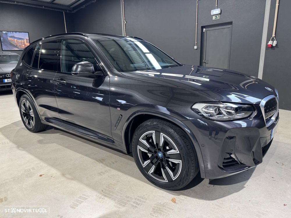 BMW iX3 M Sport Impressive - 14