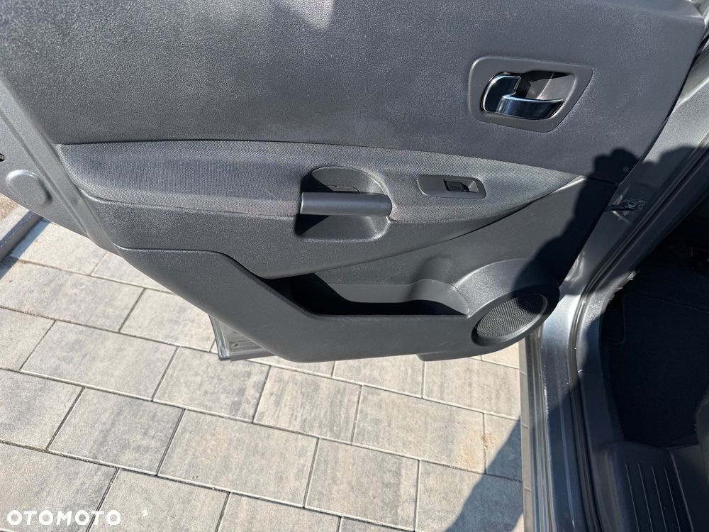 Nissan Qashqai+2 - 37