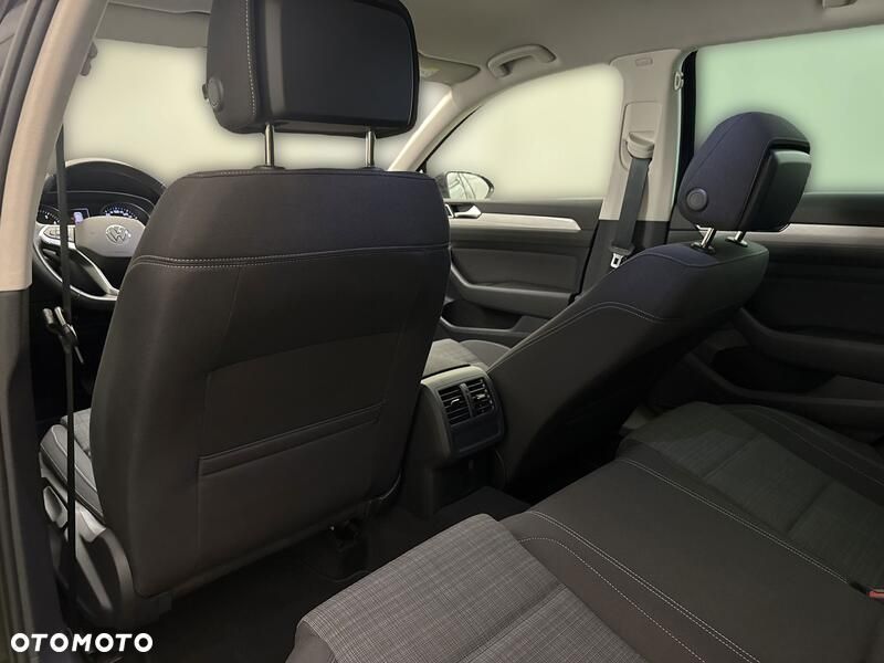 Volkswagen Passat 2022