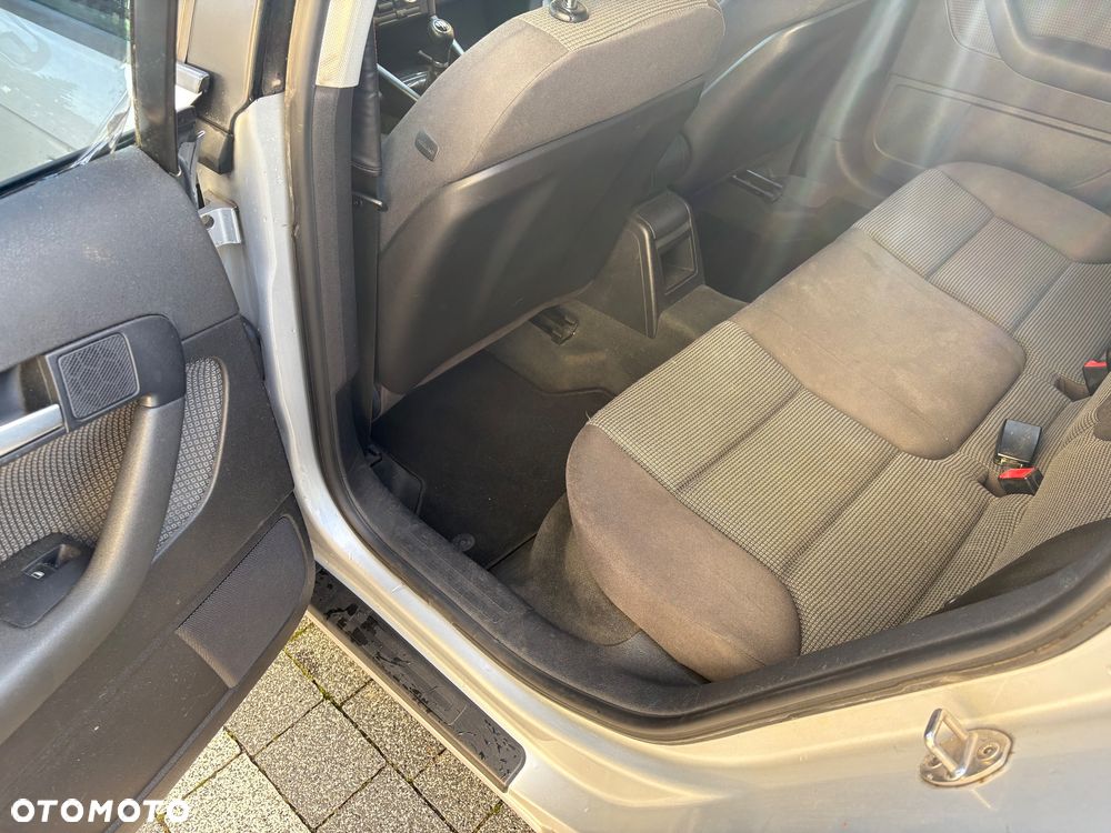 Audi A3 Sportback 1.6 FSI Ambition - 10