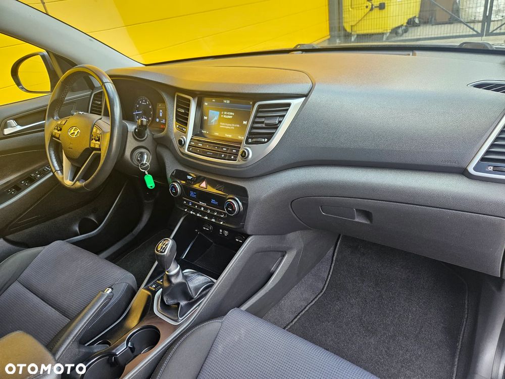 Hyundai Tucson blue 1.6 GDi 2WD Navi - 31