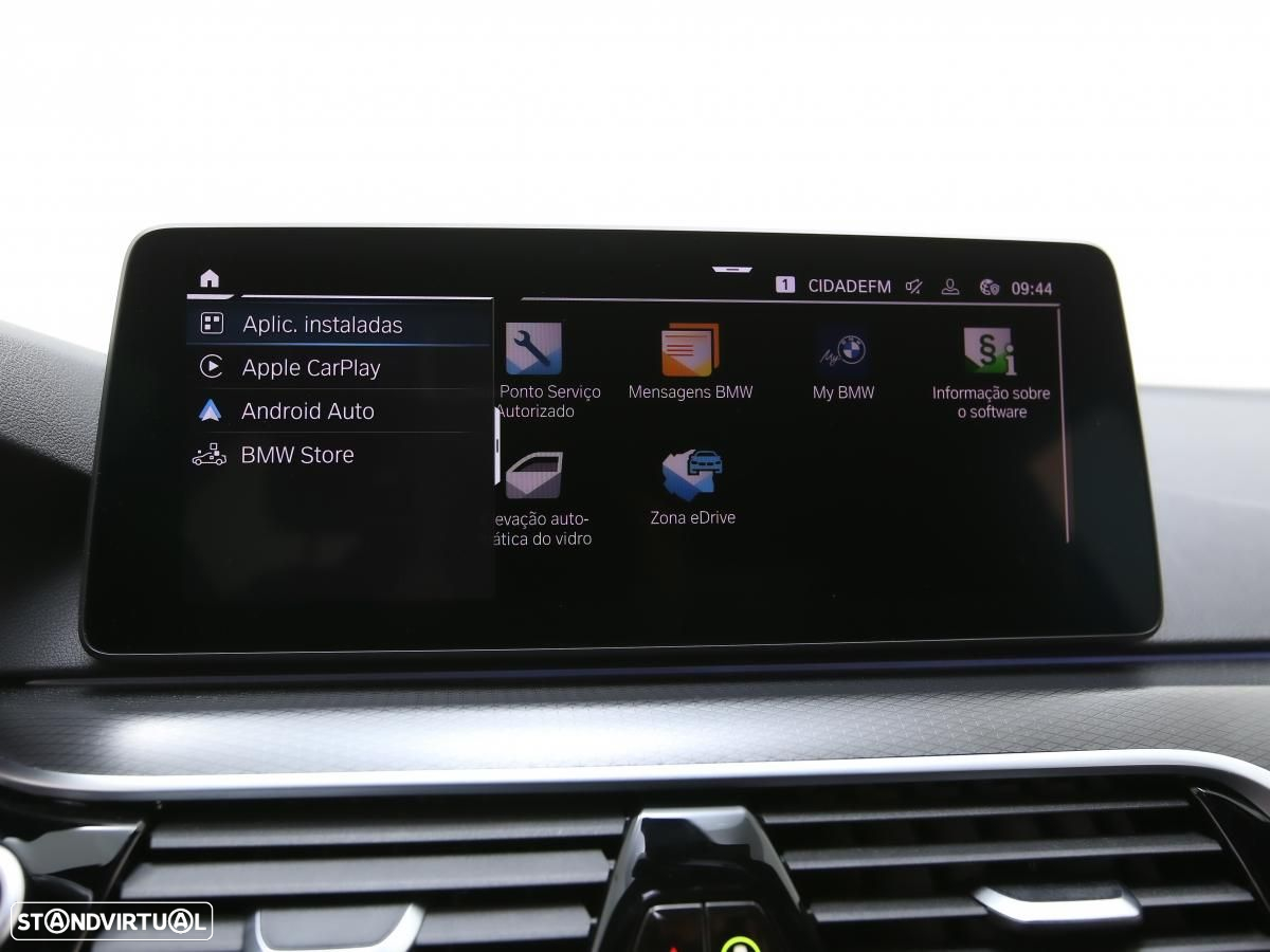 BMW 530 e Pack Desportivo M - 19