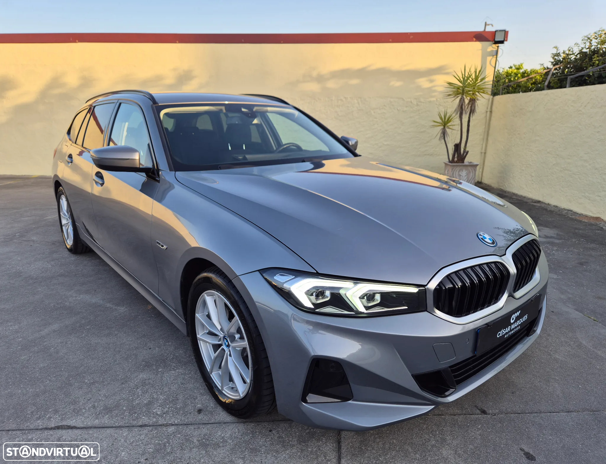 BMW 320 e Touring Auto - 2