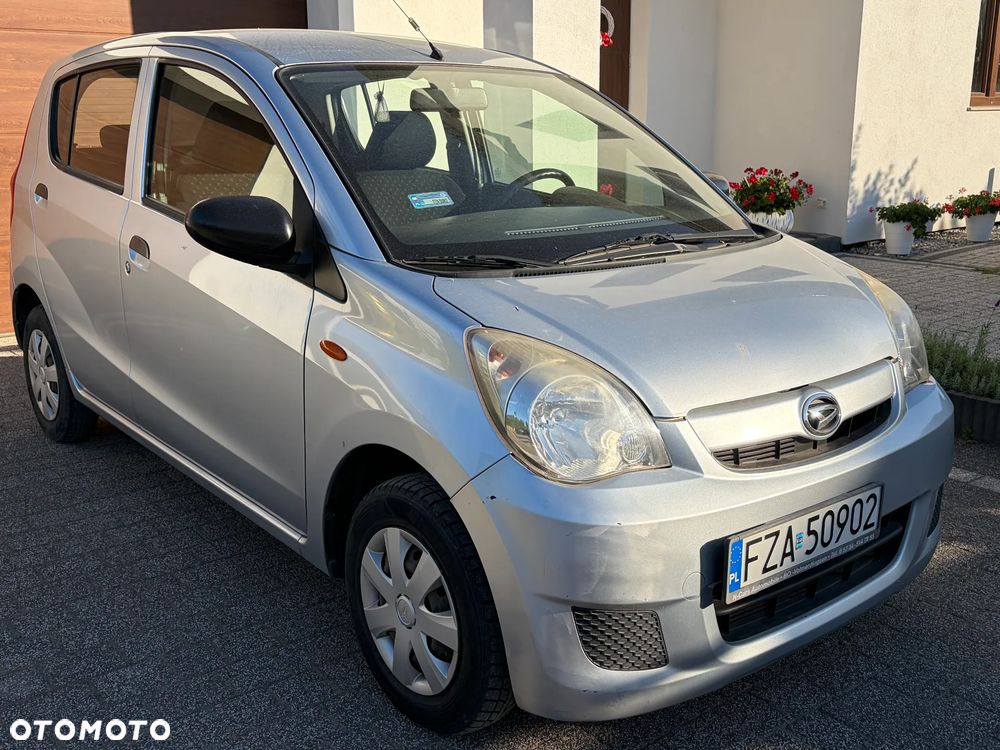 Daihatsu Cuore 1.0 - 3