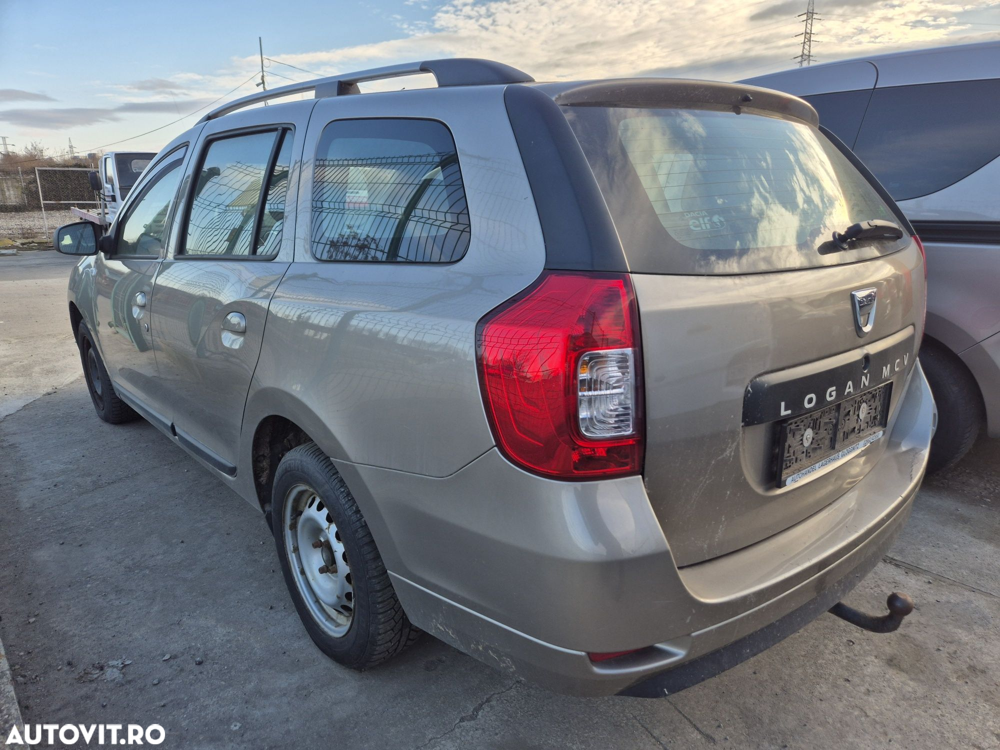 Dezmembram Dacia Logan 2 MCV 2013 0.9TCE - 4