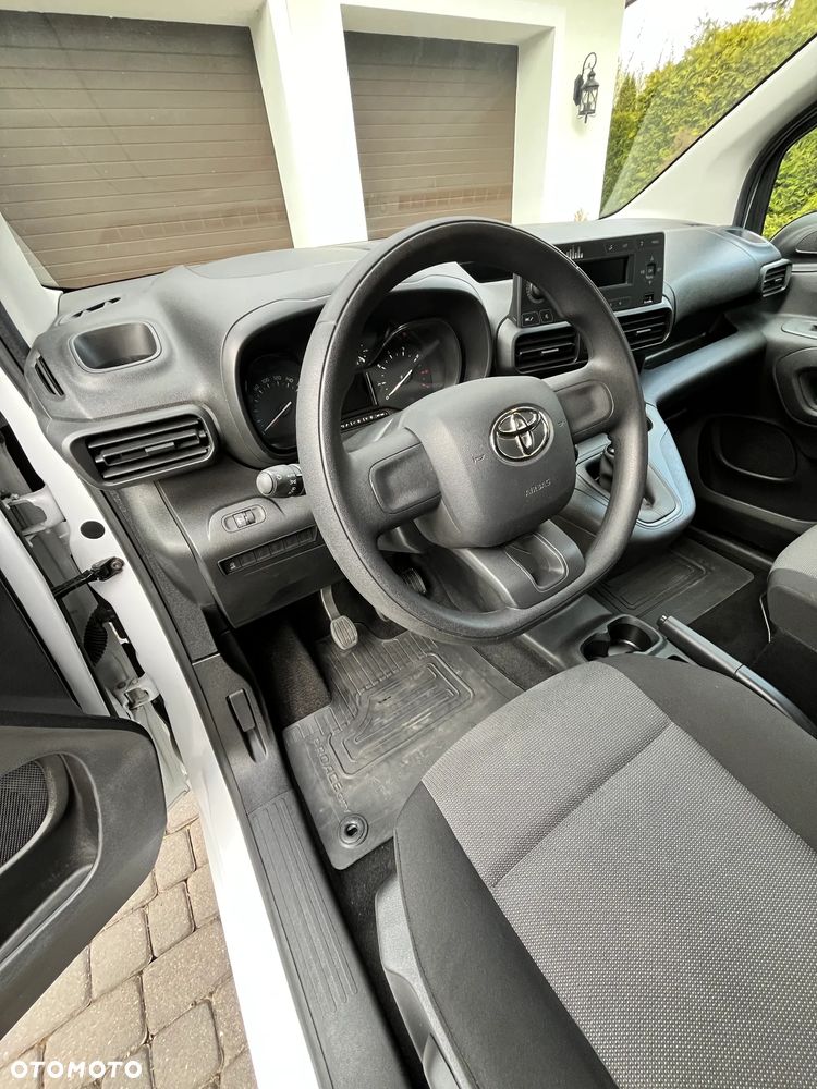 Toyota ProAce Kombi D-4D Medium 2,6t - 13