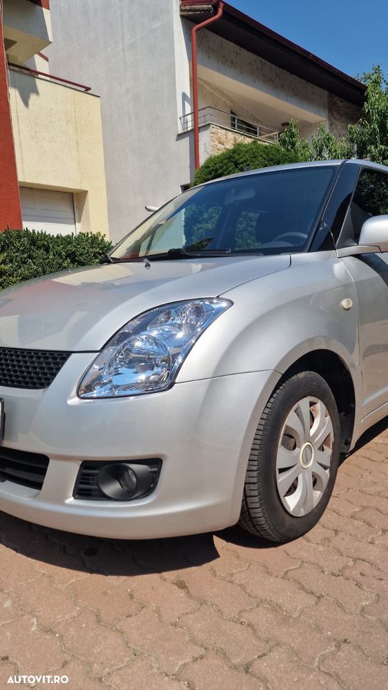 Suzuki Swift - 3