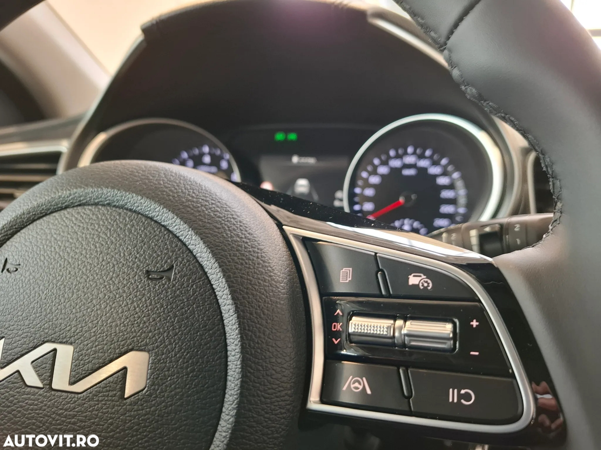 Kia XCeed 1.5 T-GDI 6MT City - 23