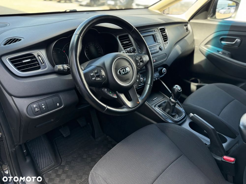 Kia Carens 1.7 CRDi L - 10