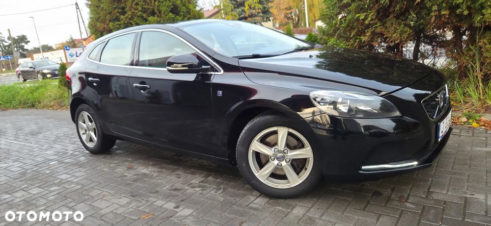 Volvo V40 D2 Drive-E Ocean Race - 17