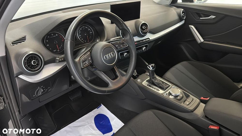 Audi Q2 35 TFSI S tronic - 10