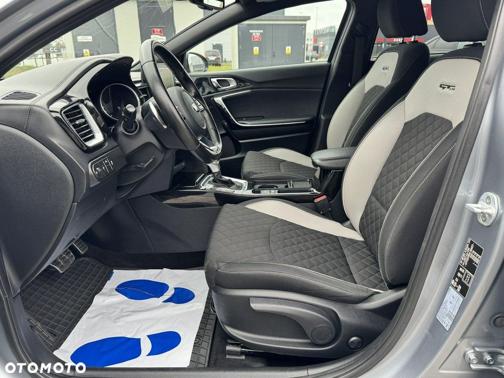 Kia ProCeed 1.6 CRDi DCT7 SCR GT LINE - 16