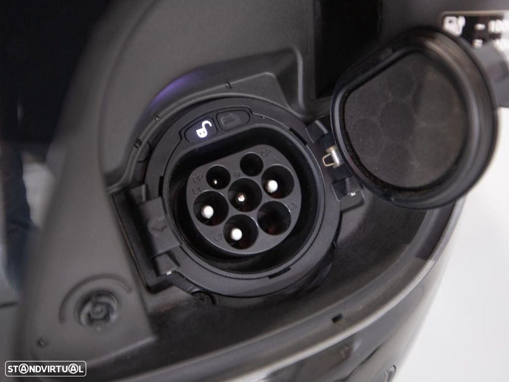 Mercedes-Benz E 300 de Avantgarde - 14