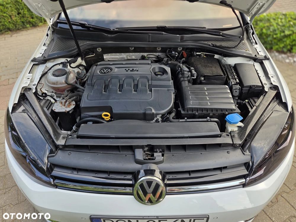 Volkswagen Golf 2.0 TDI Sound - 2
