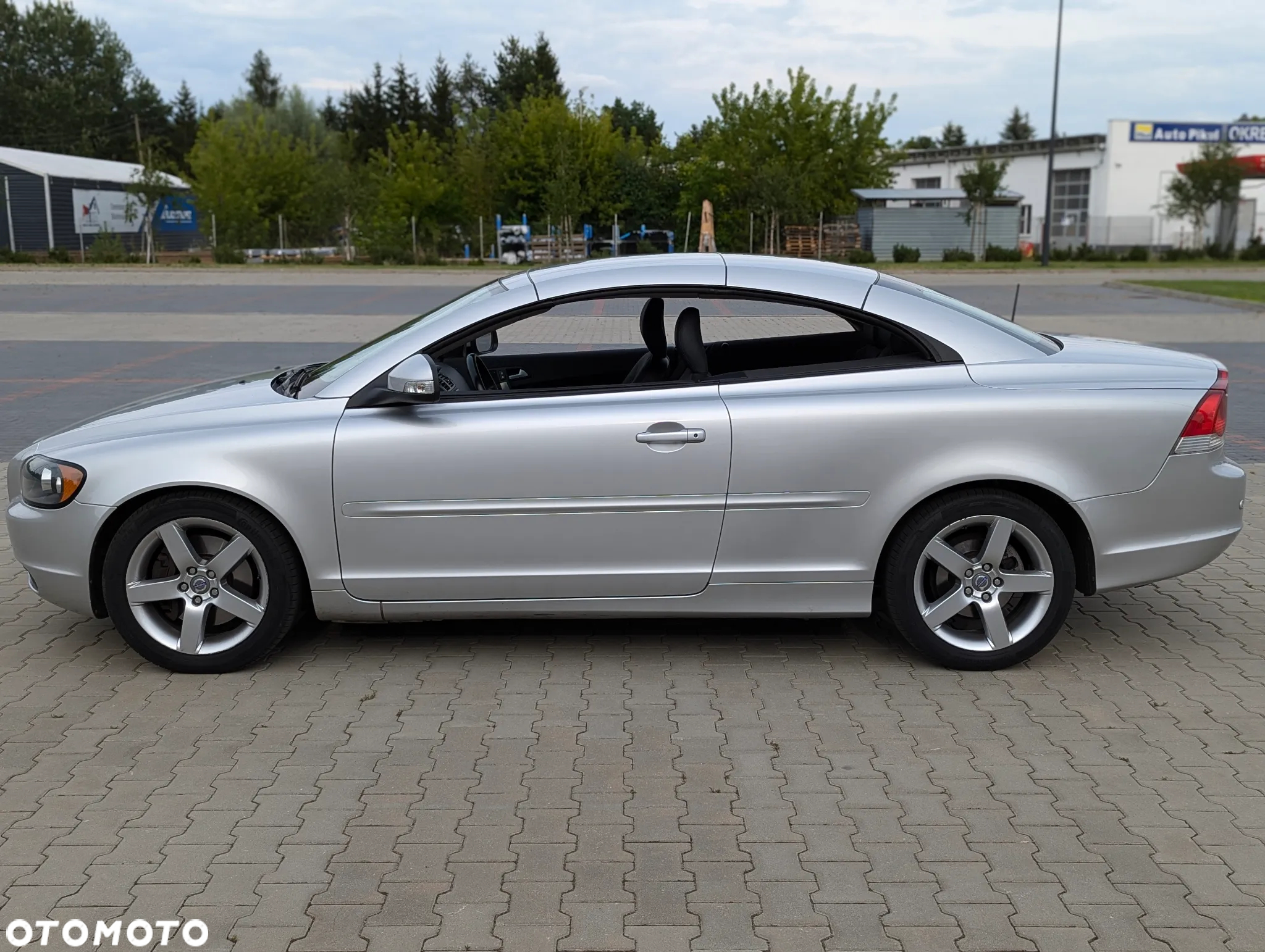 Volvo C70 2.4 Momentum - 13