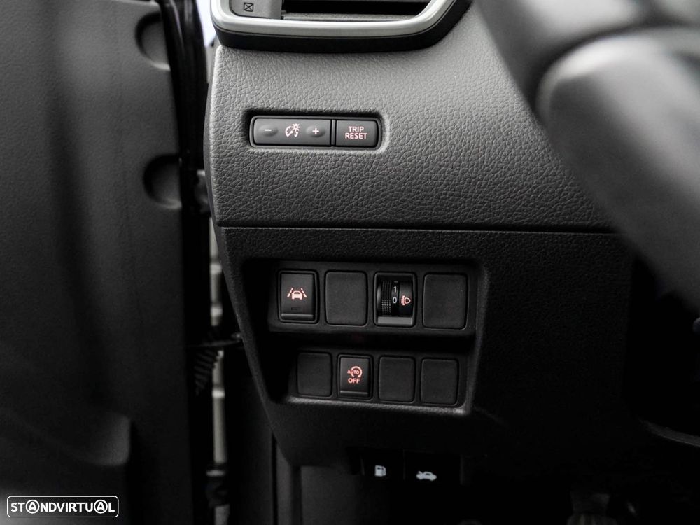 Nissan Qashqai 1.5 dCi N-Connecta - 17