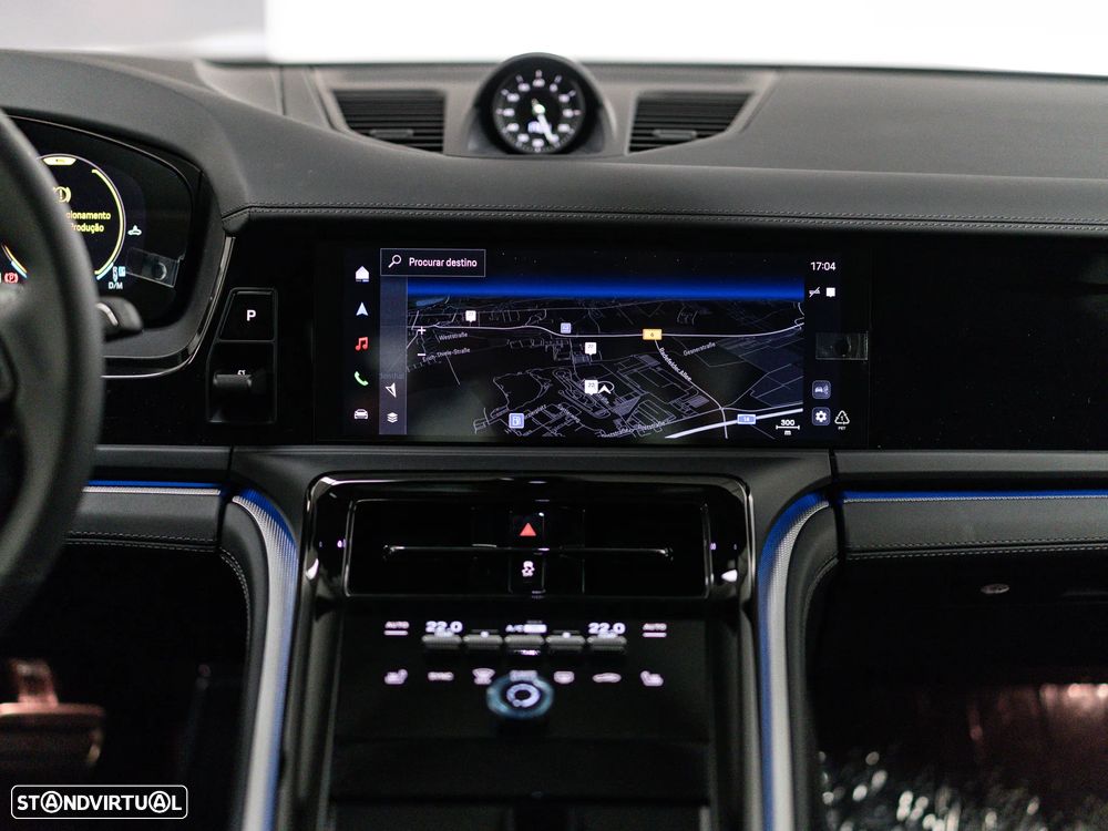 Porsche Panamera 4 E-Hybrid - 15