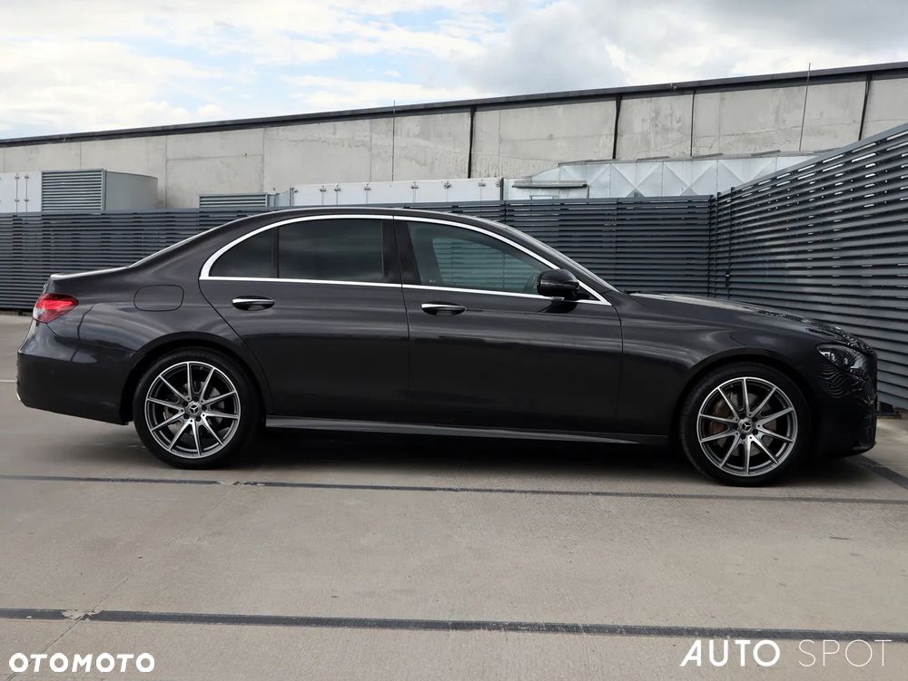 Mercedes-Benz Klasa E 220 d 4-Matic AMG - 8