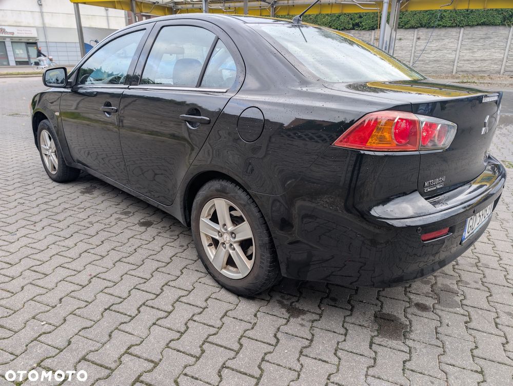 Mitsubishi Lancer - 4