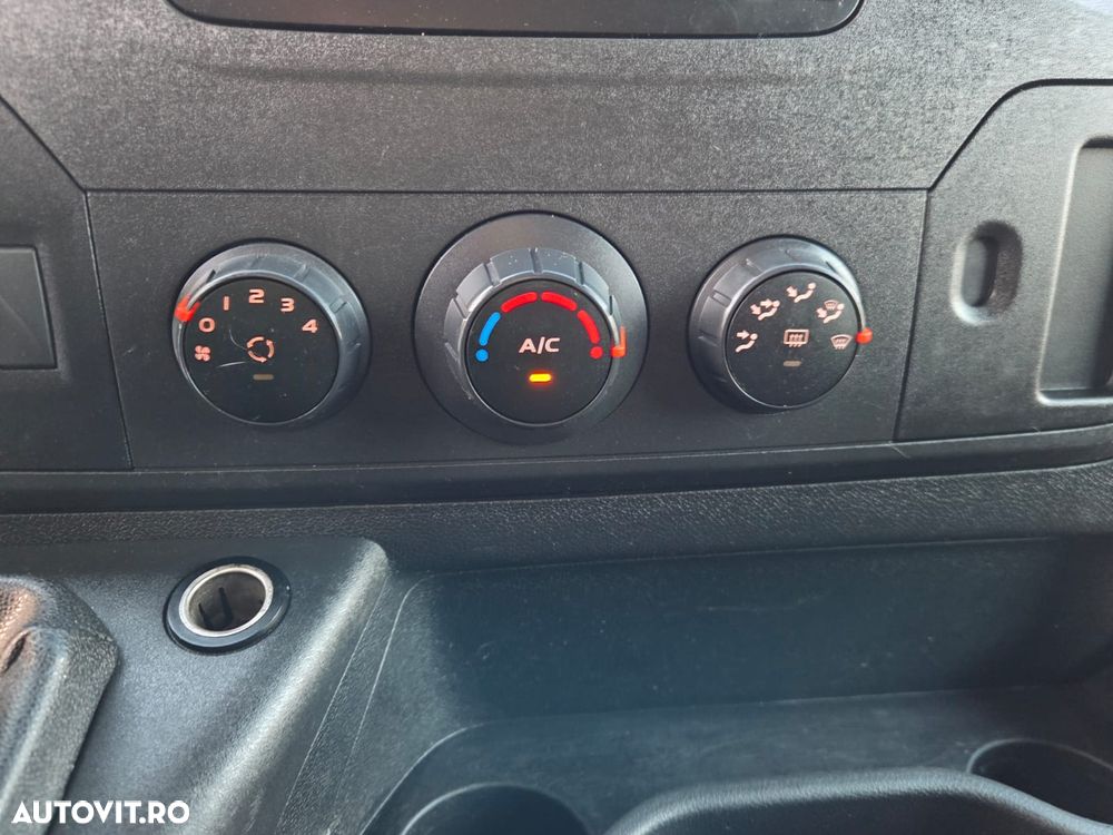 Renault Master L3H2 Black Edition - 31