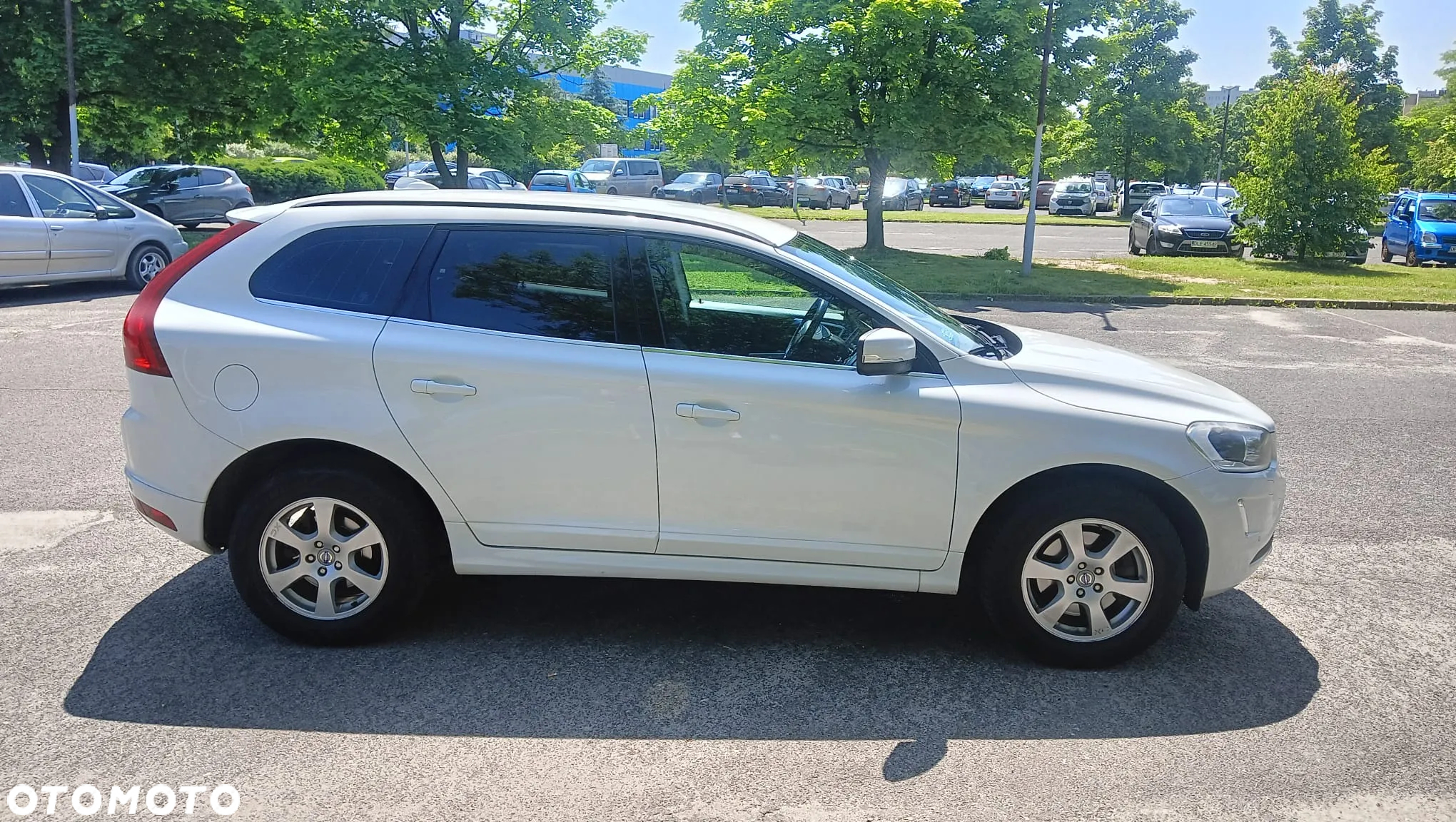 Volvo XC 60 D4 Drive-E Momentum - 6