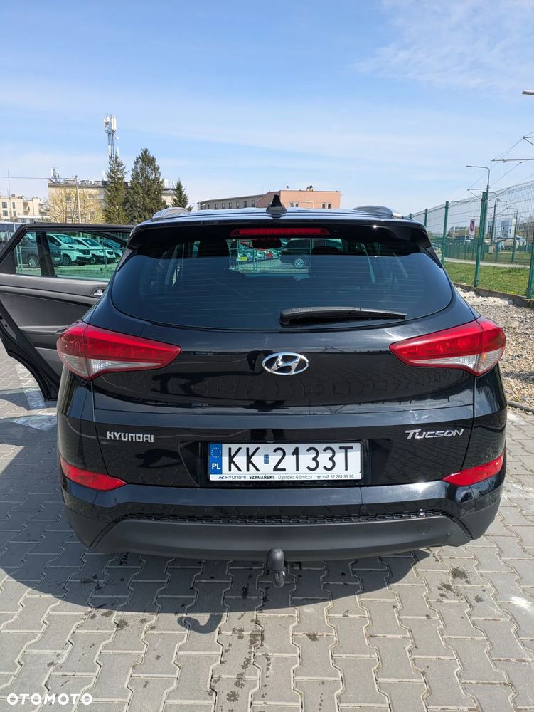 Hyundai Tucson 1.7 CRDI BlueDrive GO Plus 2WD DCT - 11