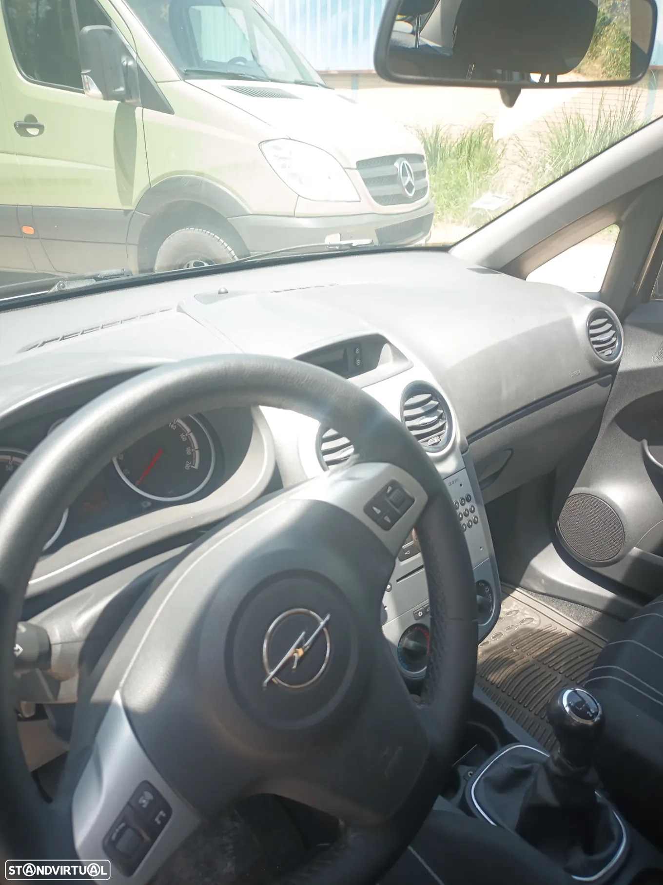 Opel Corsa 1.2 Cosmo 111 - 10