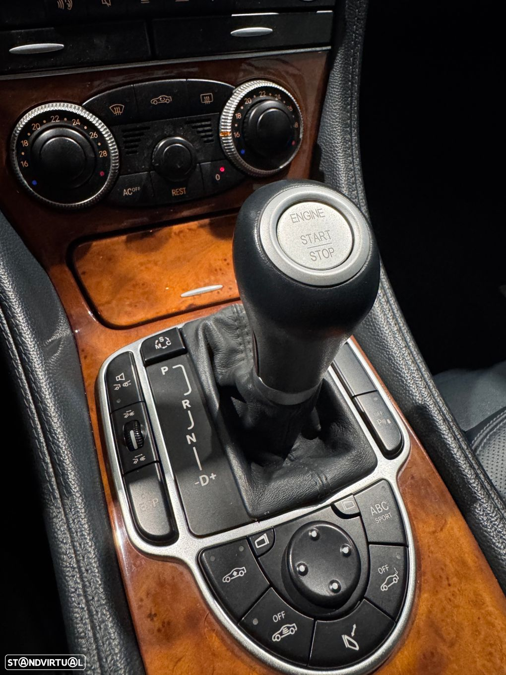 Mercedes-Benz SL 500 Standard - 27