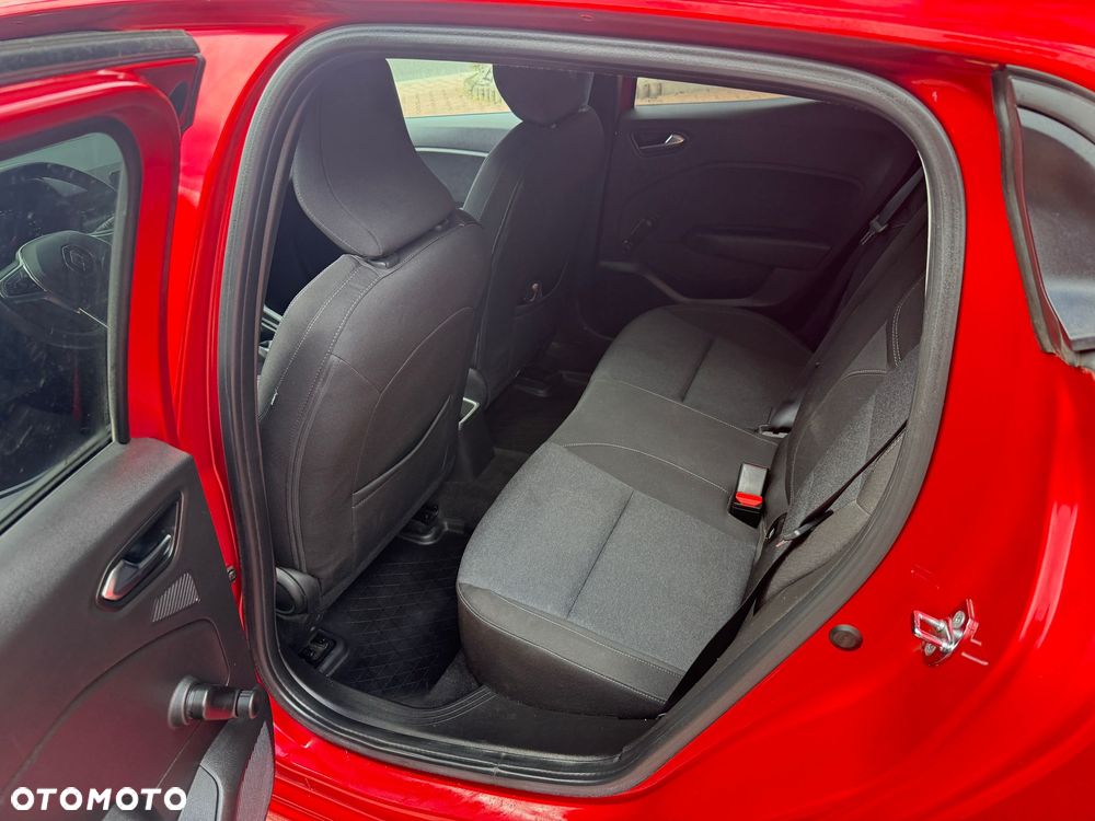 Renault Clio 1.0 TCe Techno - 10