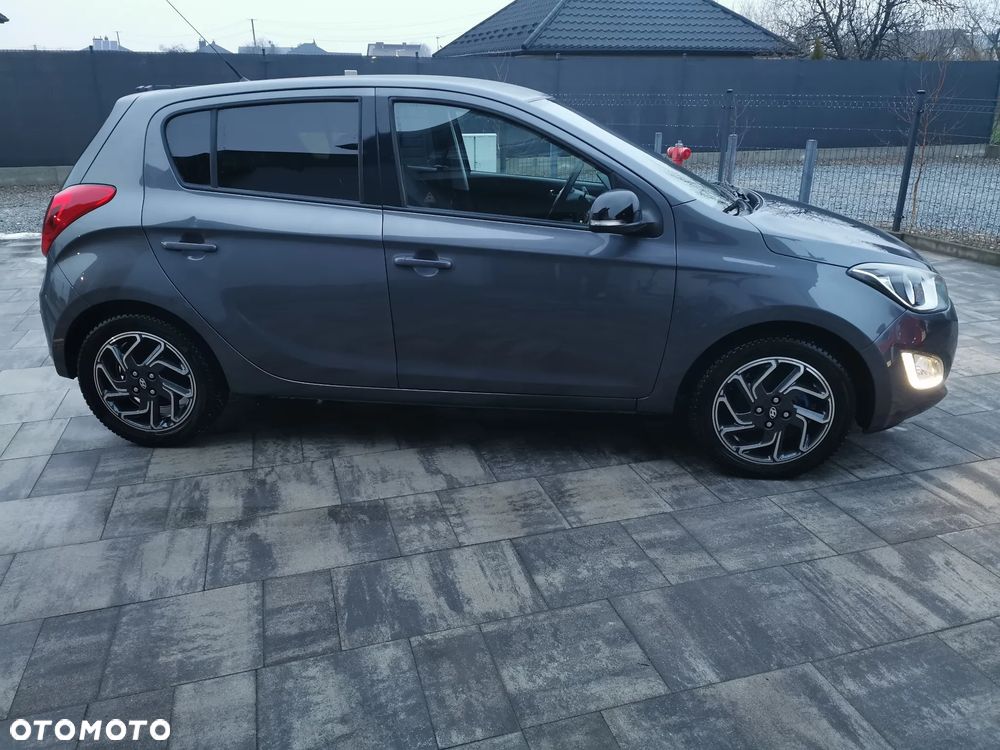 Hyundai i20 1.4 Automatik Comfort - 23