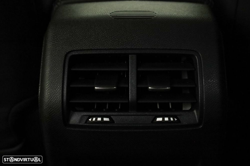 DS DS4 4 1.2 PureTech Performance Line EAT8 - 23