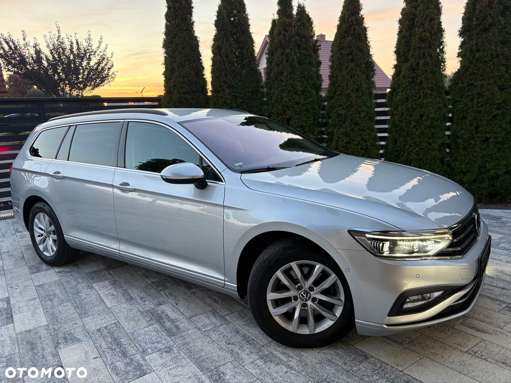 Volkswagen Passat Variant 2.0 TDI SCR DSG Business - 34