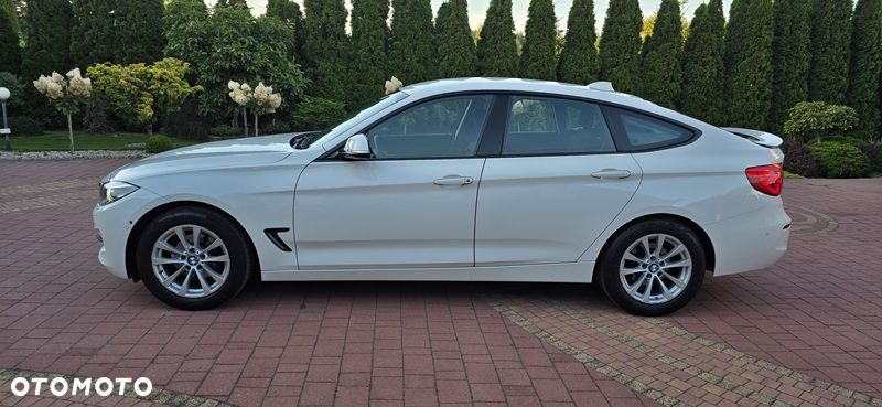 BMW 3GT 318d Sport Line - 13