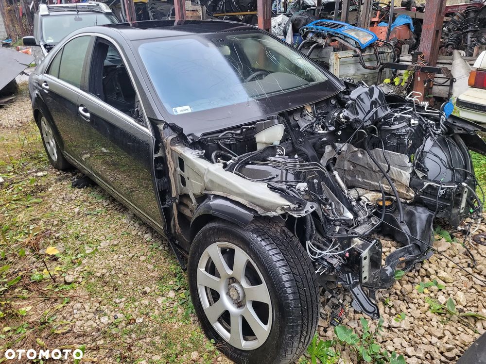 MERCEDES S-KLASA W221 C 197 maska pokrywa silnika klapa bagażnika zderzak lampa reflektor pas przedni stop lampy