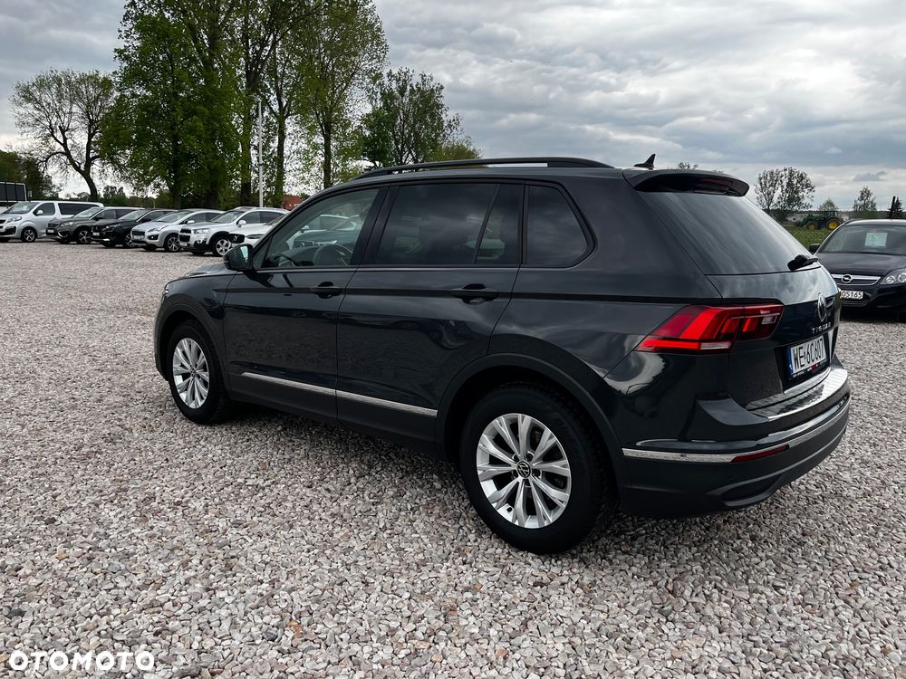 Volkswagen Tiguan - 4