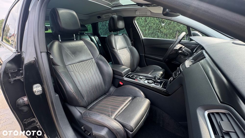 Peugeot 508 RXH Hybrid4 - 17