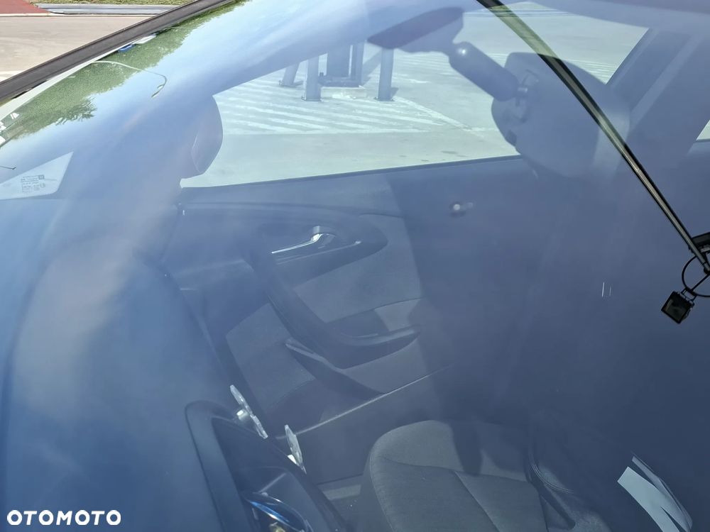 Opel Astra 1.6 CDTI Essentia - 13