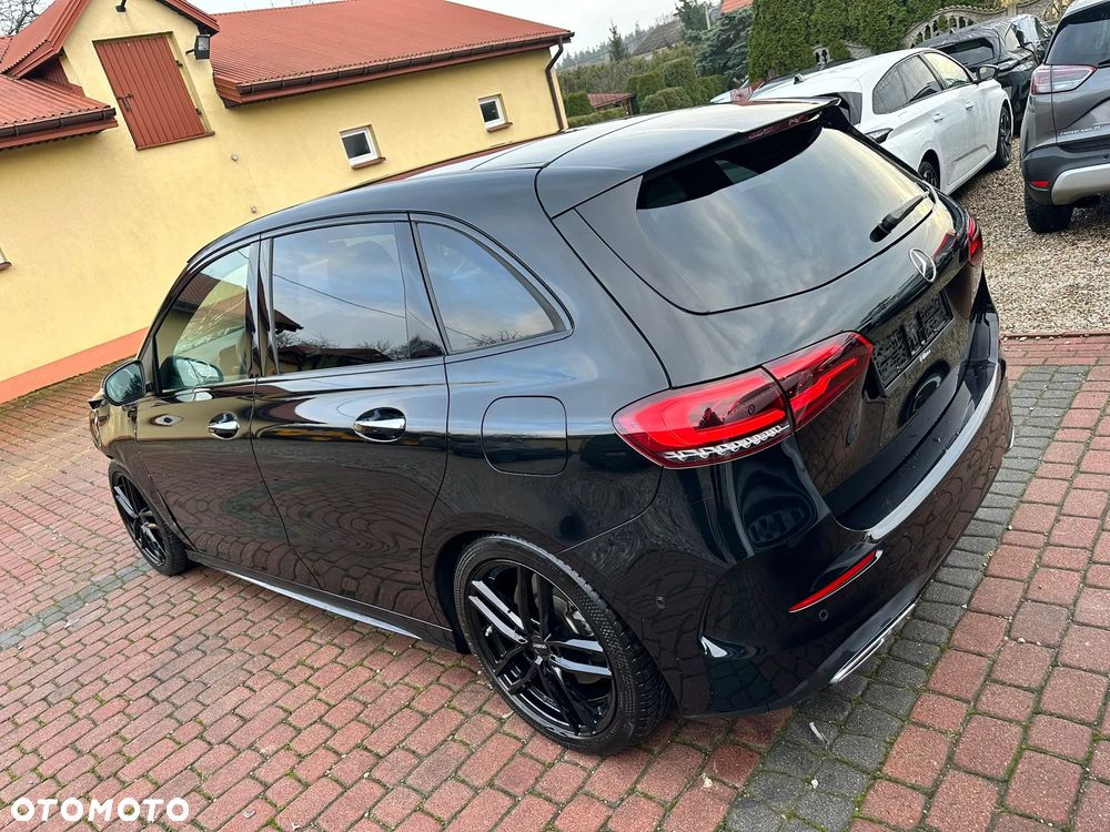 Mercedes-Benz Klasa B 250 4Matic 7G-DCT AMG Line - 2