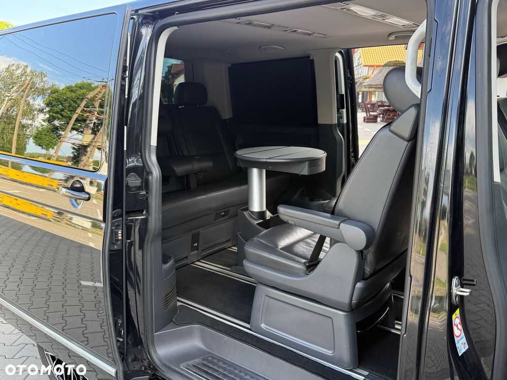 Volkswagen Multivan - 15