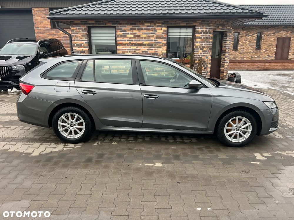 Skoda Octavia 1.5 TSI Selection - 2