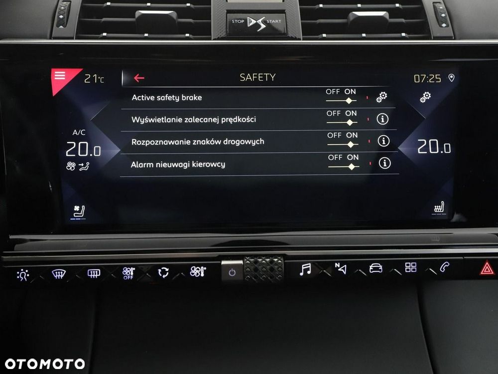 DS Automobiles DS 7 Crossback - 26
