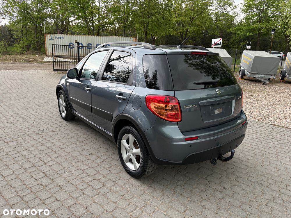 Suzuki SX4 1.6 VVT 4x2 Comfort - 15