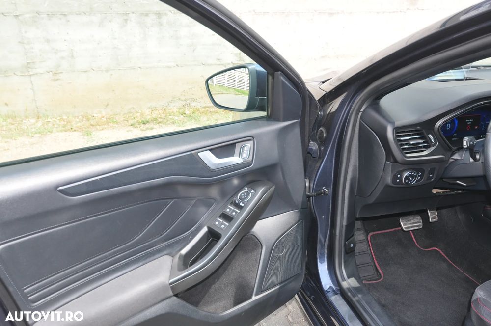 Ford Focus 2.0 EcoBlue ST Line Business - 16