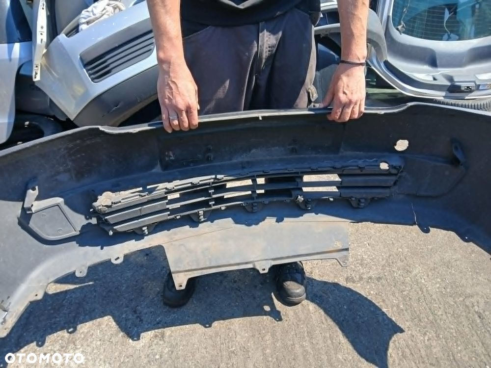 Opel Meriva Zderzak przedni - 5