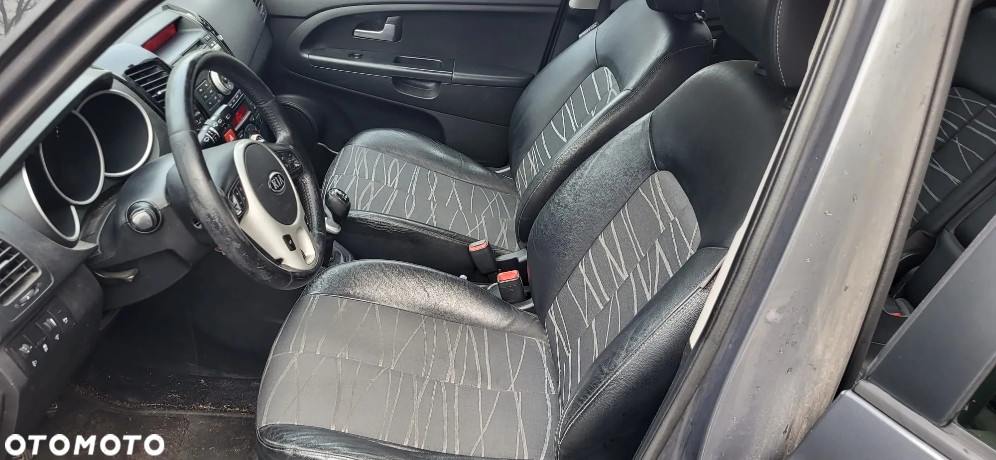 Kia Venga 1.6 CRDi M - 12